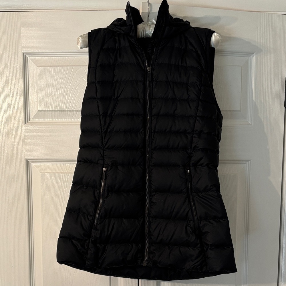 Lululemon Black Puffer Vest